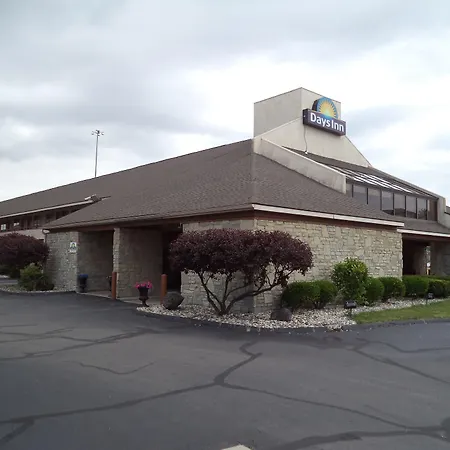 Days Inn By Wyndham Maumee/Toledo-3
