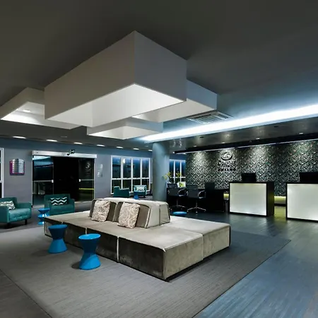 Comfort Suites Flamboyant Goiania-3