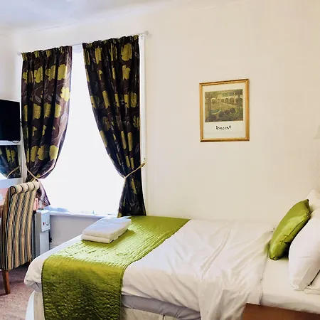 Ilfracombe House Hotel - Near Cliffs Pavilion-2