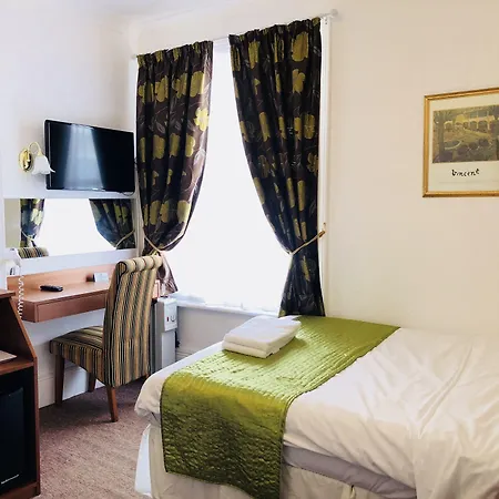 Ilfracombe House Hotel - Near Cliffs Pavilion-3