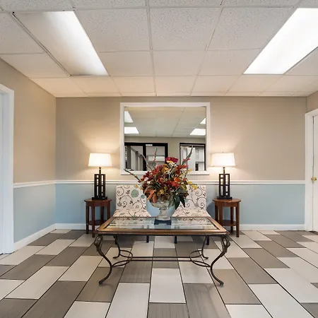 Surestay Hotel By Best Western Columbus Downtown-3