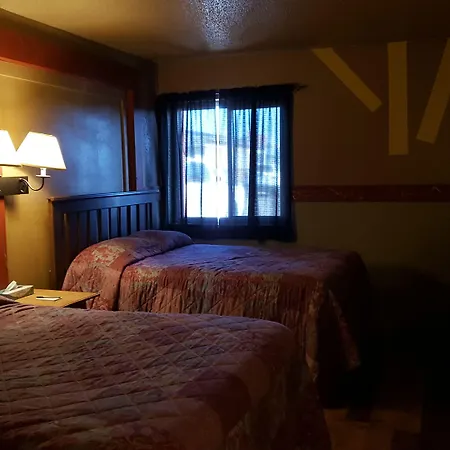 Earth Inn Motel-3