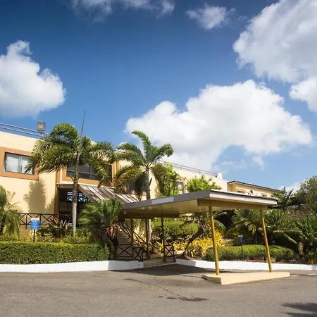 Cara Hotels Trinidad-2