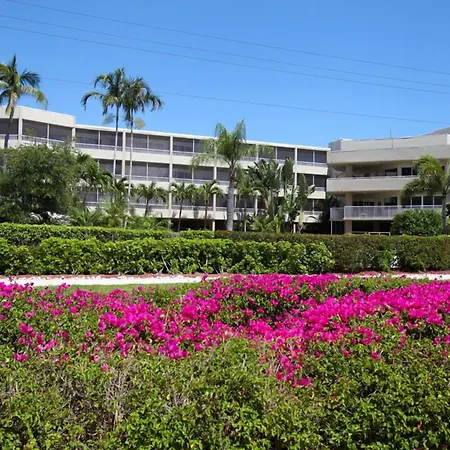 Marco Beach Vacation Suites-2