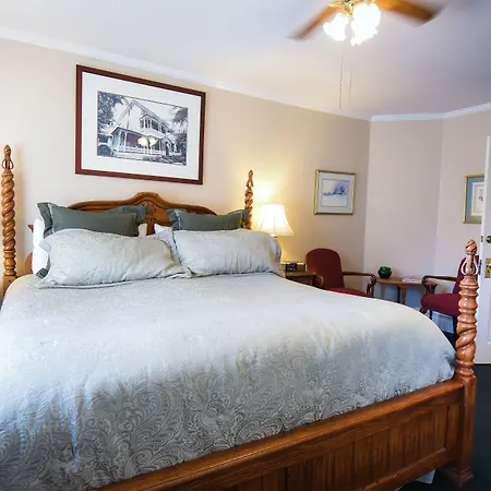 1898 Waverly Inn-2