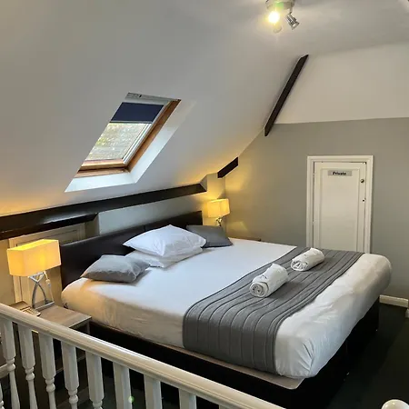 The Corner House Hotel-2