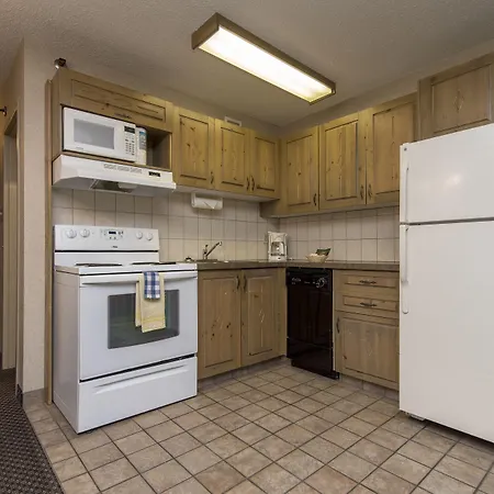 Douglas Fir Resort & Chalets-2