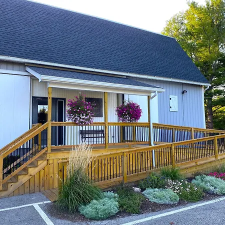 Lake Ontario Motel & Inn-2
