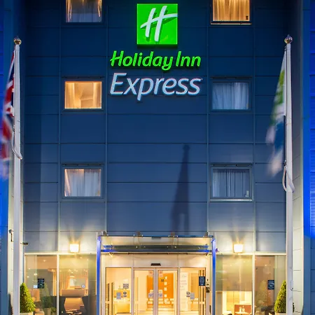 Holiday Inn Express Oxford Kassam Stadium By Ihg-2