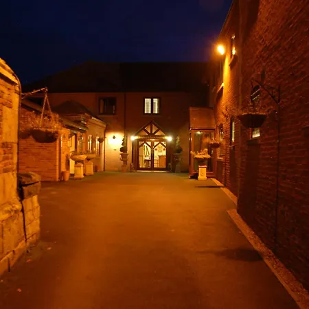 Albright Hussey Manor-2