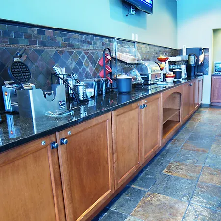 Ramada Merritt-2