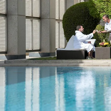 Four Seasons Hotel Riyadh-2