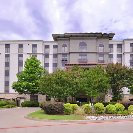 Hampton Inn & Suites Legacy Park-Frisco-2
