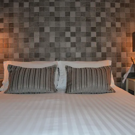 Lakes Hotel & Spa-3