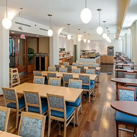 Le Square Phillips Hotel & Suites-2