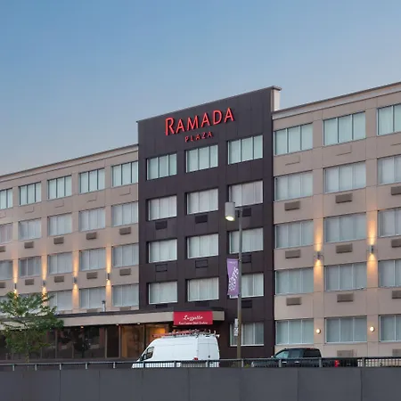 Ramada Plaza By Wyndham Montreal-2