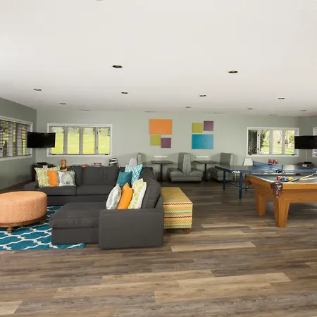 Garden Of The Gods Resort & Club-3