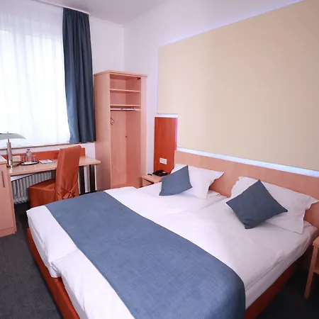 Hotel Savoy Bonn-3