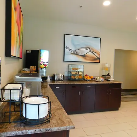 Island Suites-3