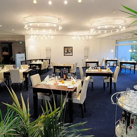 Euro Park Hotel Hennef-2