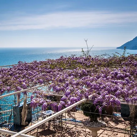 Lloyd'S Baia Hotel-3