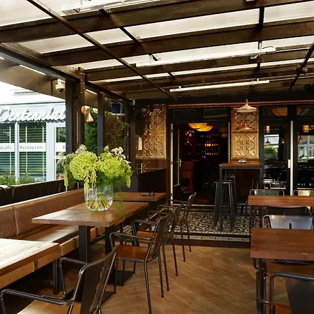Boutique Hotel Chariot - Amsterdam Schiphol Airport-3
