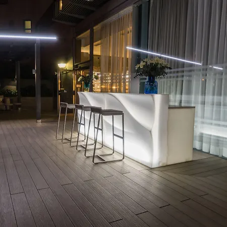 Ac Hotel Valencia By Marriott-2