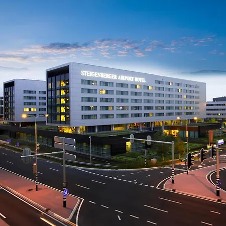 Steigenberger Airport Hotel Amsterdam-3