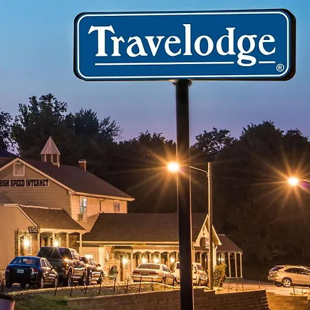 Travelodge By Wyndham Airport Platte City-3
