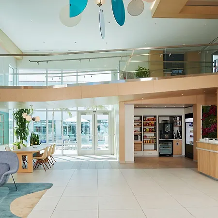 Courtyard By Marriott Santa Barbara Downtown-3