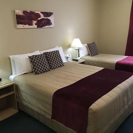 Motel On York-3