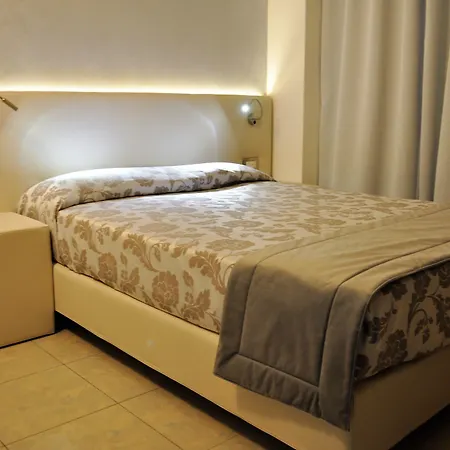 Hotel Garibaldi-2