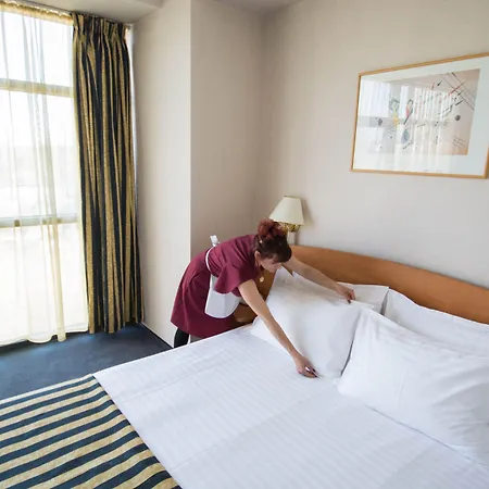 Hotel Class-3