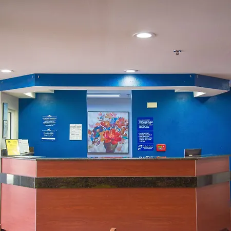 Microtel Inn & Suites By Wyndham Daphne-3