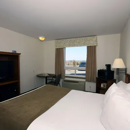 Super 8 By Wyndham Truro Ns-3