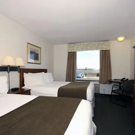 Super 8 By Wyndham Truro Ns-3