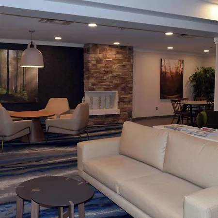 Fairfield By Marriott Youngstown/Austintown-3