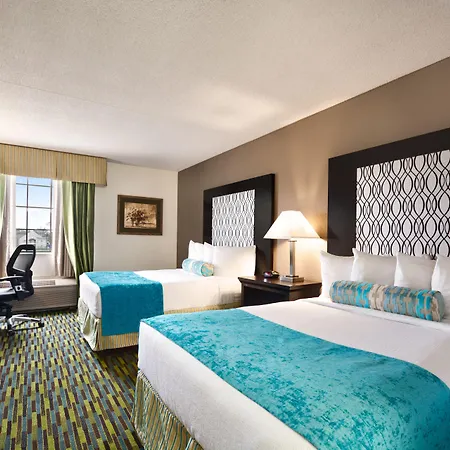 Wyndham Garden Wichita Downtown-3