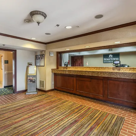 Hometowne Studios & Suites By Red Roof Charlotte - Concord-3