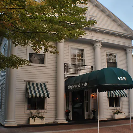 Maplewood Hotel-3