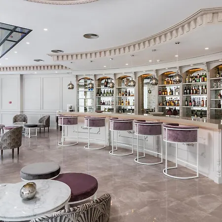 Boutique Hotel B51-3