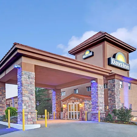 Days Inn By Wyndham Ridgefield Nj-3