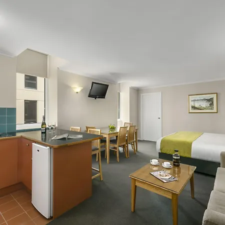 Hobart Waterfront Apartments-3