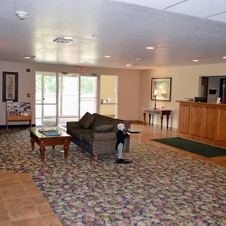 Colfax Inn By Marifah-3
