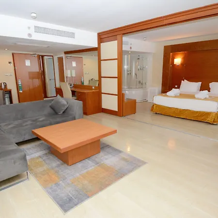 Holiday Inn Istanbul City By Ihg-2