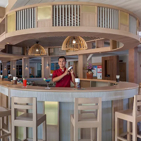 Best Western Premier Bangtao Beach Resort & Spa-3