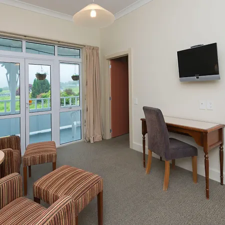 Heartland Hotel Fox Glacier-3