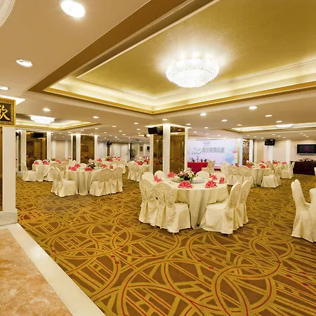 Hotel Riviera Macau-3