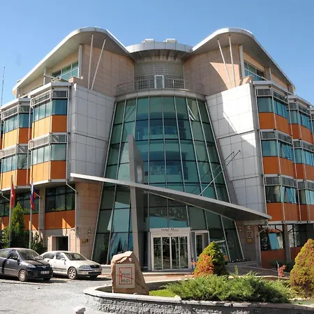 Hotel Midi-3