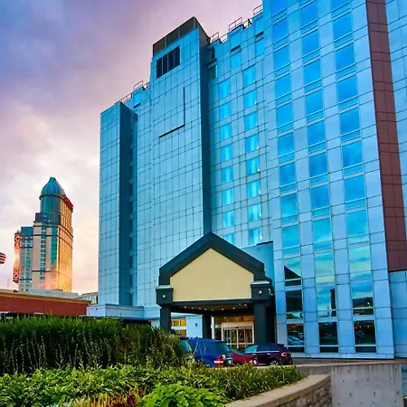 The Oakes Hotel Overlooking The Falls-2
